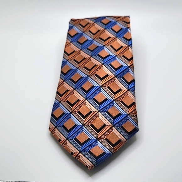 Joseph Abboud 100% Silk Peach Blue Geometric Men's Tie - Picture 1 of 3